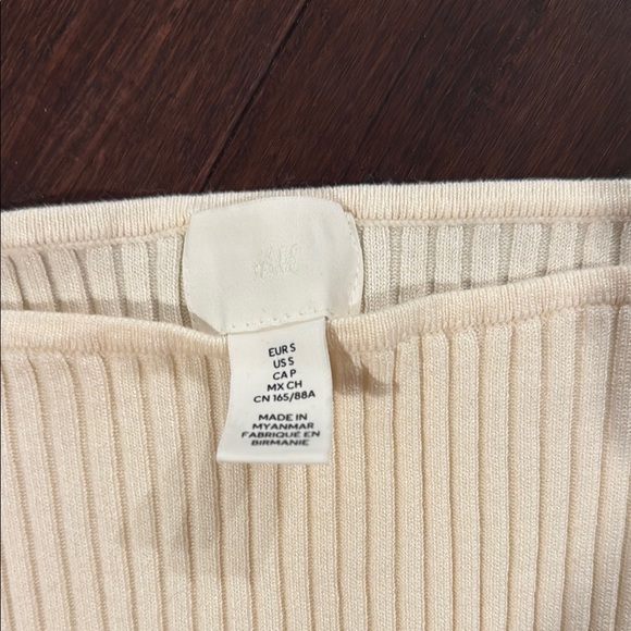 H&M Cream Boat Neck Sweater - Picture 2 of 2